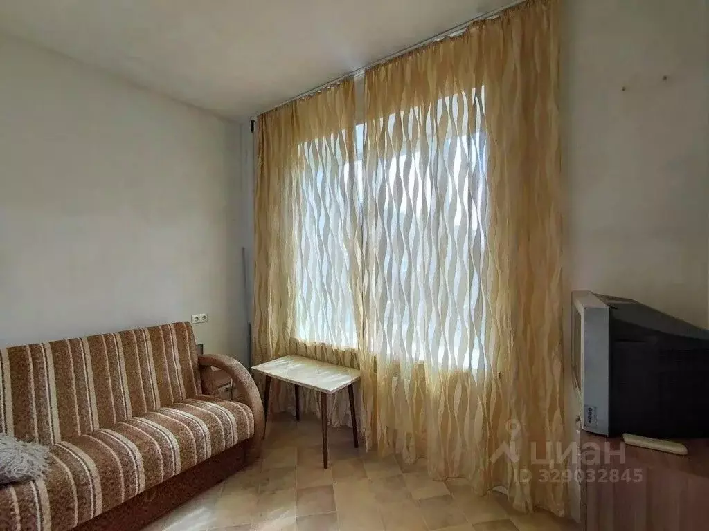 Комната Кемеровская область, Новокузнецк ул. Петракова, 64 (19.0 м) - Фото 1