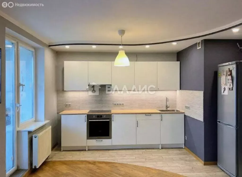 3-комнатная квартира: посёлок городского типа Заречье, Университетская ... - Фото 1