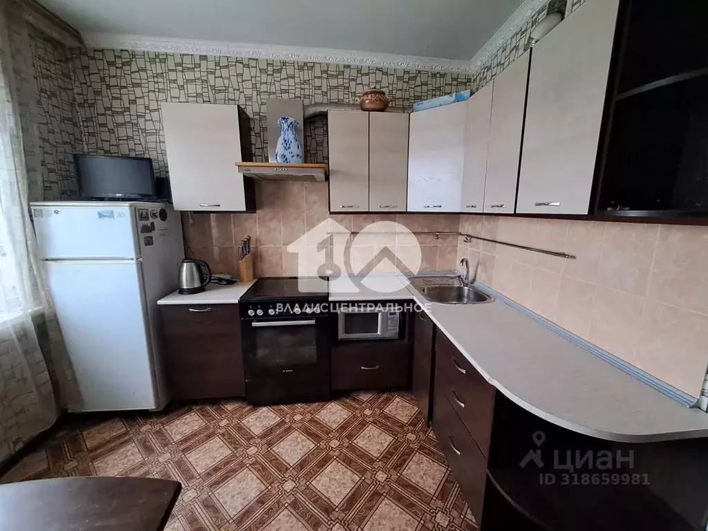 3-к кв. Новосибирская область, Новосибирск ул. Макаренко, 7 (64.0 м) - Фото 0