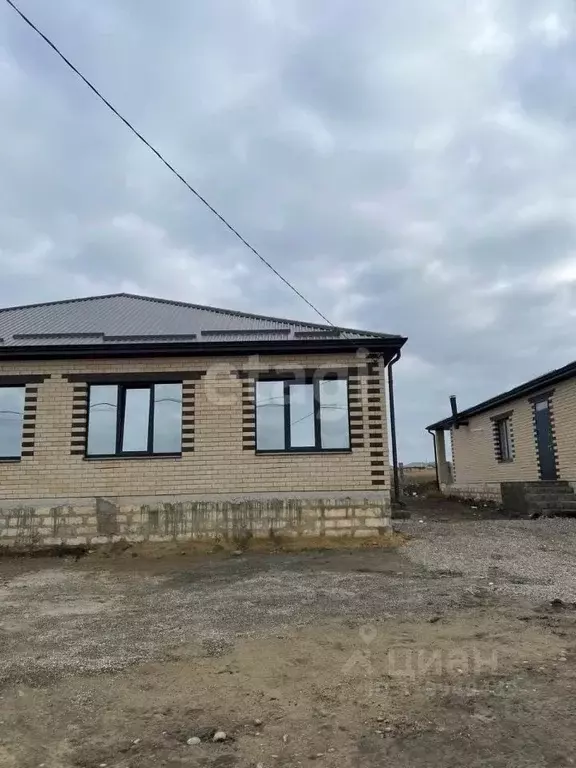Дом в Ставропольский край, Михайловск Шпаковский район, ул. Владимира ... - Фото 0