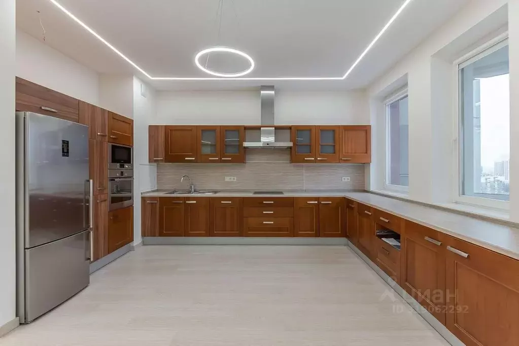 4-к кв. Москва ул. Коштоянца, 20К1 (160.0 м) - Фото 0