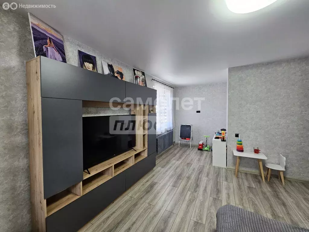 1-комнатная квартира: Волгоград, район Семь Ветров, бульвар 30-летия ... - Фото 1