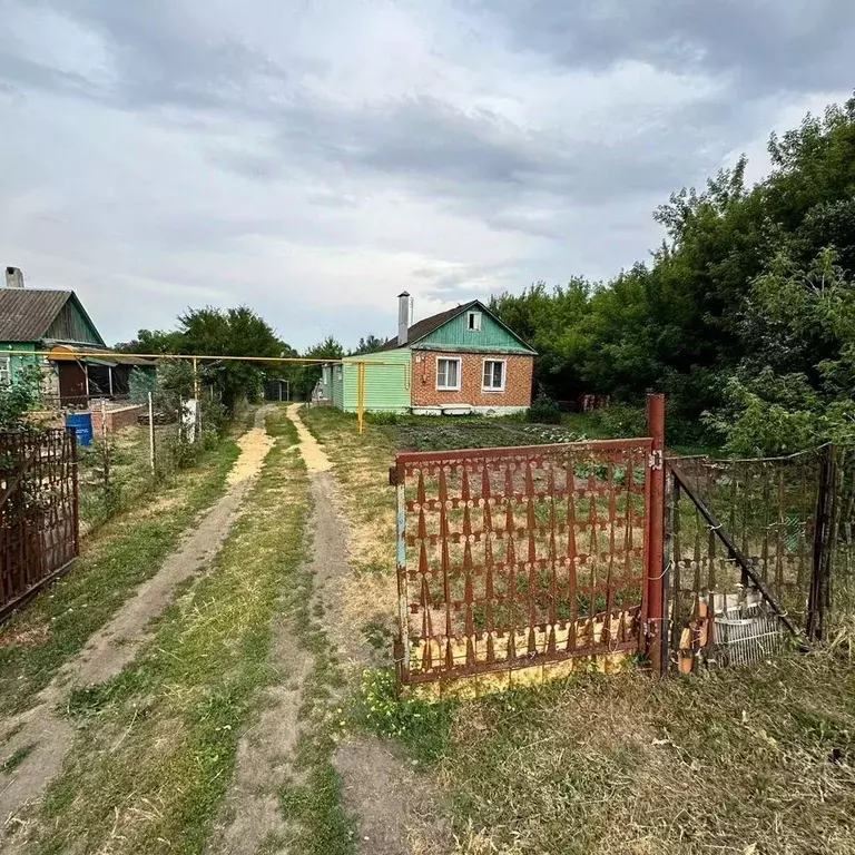 Дом в Тамбовская область, Знаменка рп пл. Свердлова, 7 (75 м) - Фото 1