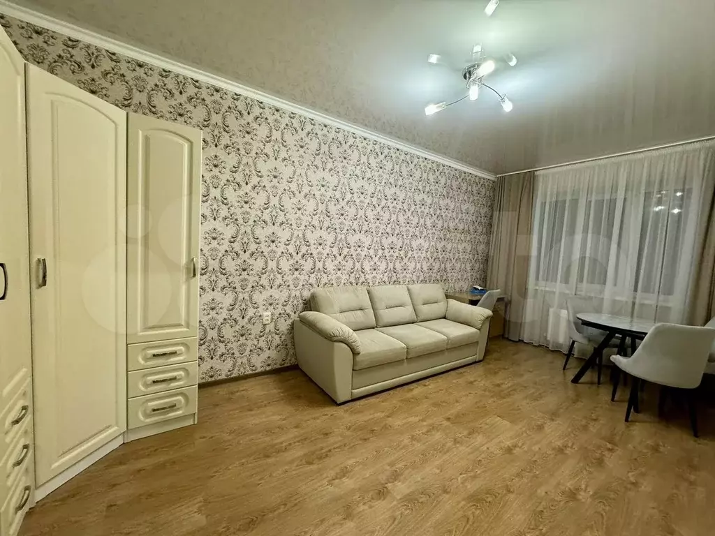1-к. квартира, 40 м, 4/5 эт. - Фото 0