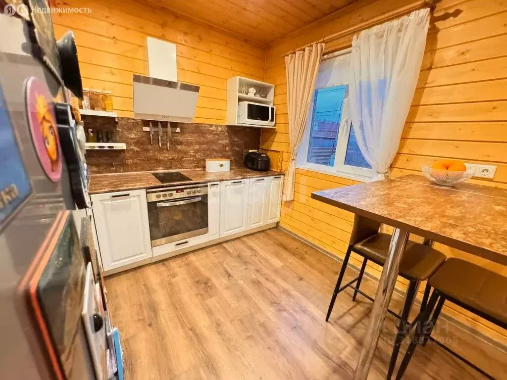 Дом в Кировский район, Отрадненское городское поселение, СНТ Львовские ... - Фото 1