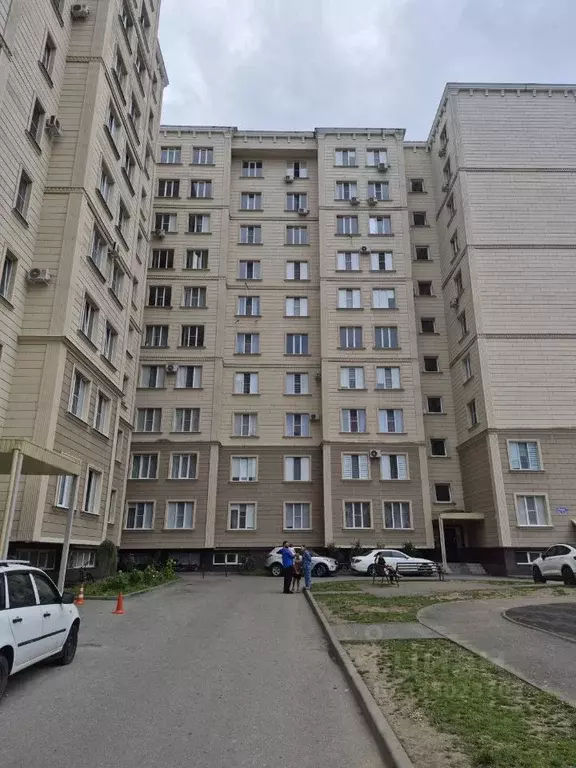 2-к кв. Кабардино-Балкария, Нальчик Московская ул., 3А (65.0 м) - Фото 1