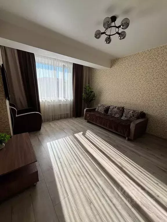 2-к кв. Хакасия, Абакан ул. Чертыгашева, 166 (58.0 м) - Фото 1