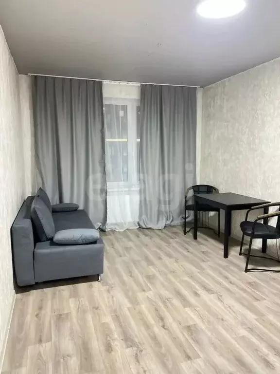 Студия Тюменская область, Тюмень Рощино мкр, ул. Медовая, 18 (22.0 м) - Фото 1