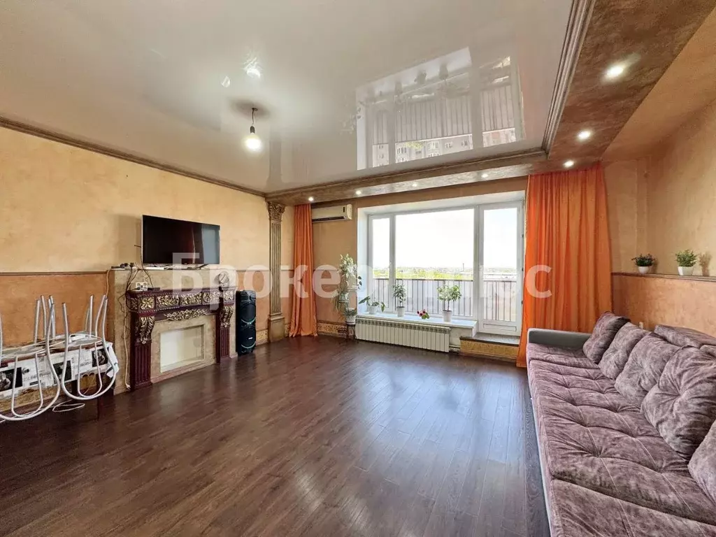 4-к кв. Хакасия, Абакан ул. Стофато, 5Д (118.0 м) - Фото 0
