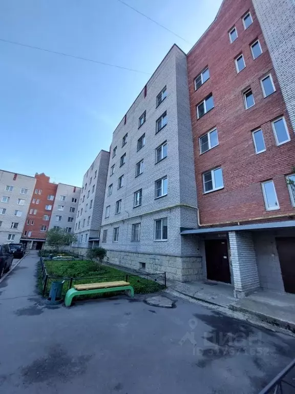 2-к кв. Ленинградская область, Тельмана Тосненский район,  (69.3 м) - Фото 0
