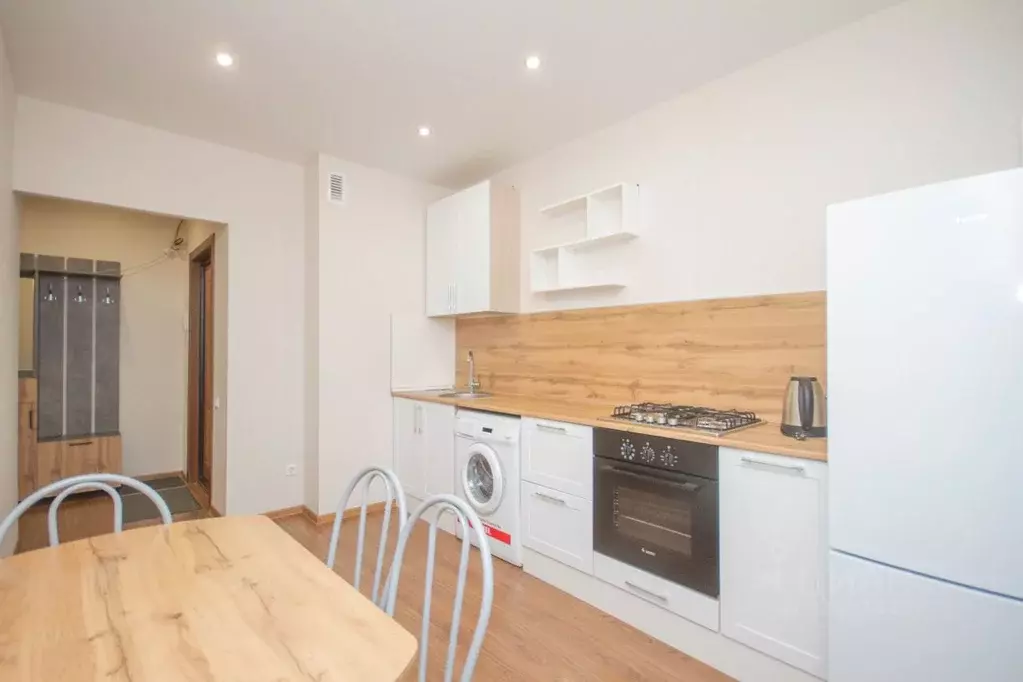 2-к кв. Ульяновская область, Ульяновск Камышинская ул., 68 (55.0 м) - Фото 2