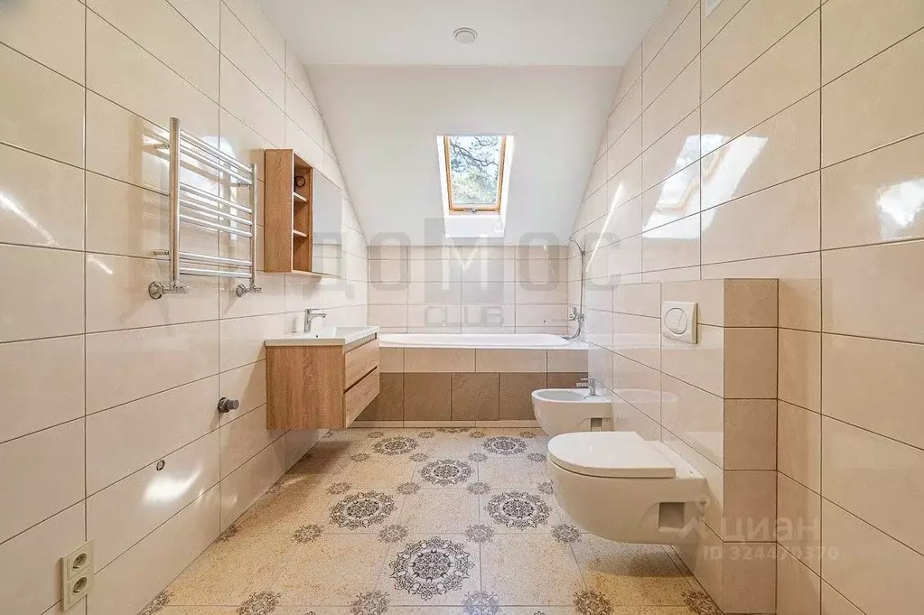 Коттедж в Свердловская область, Белоярский муниципальный округ, с. ... - Фото 1