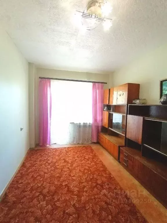 2-к кв. Хабаровский край, Николаевск-на-Амуре ул. Кирова, 18А (54.0 м) - Фото 0