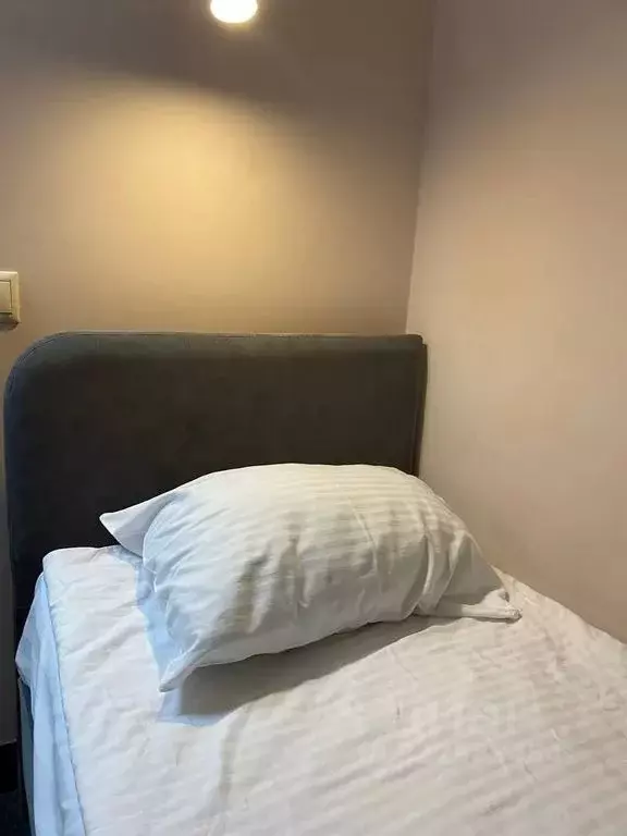 Комната Санкт-Петербург 17-я Васильевского острова линия, 46 - Фото 1