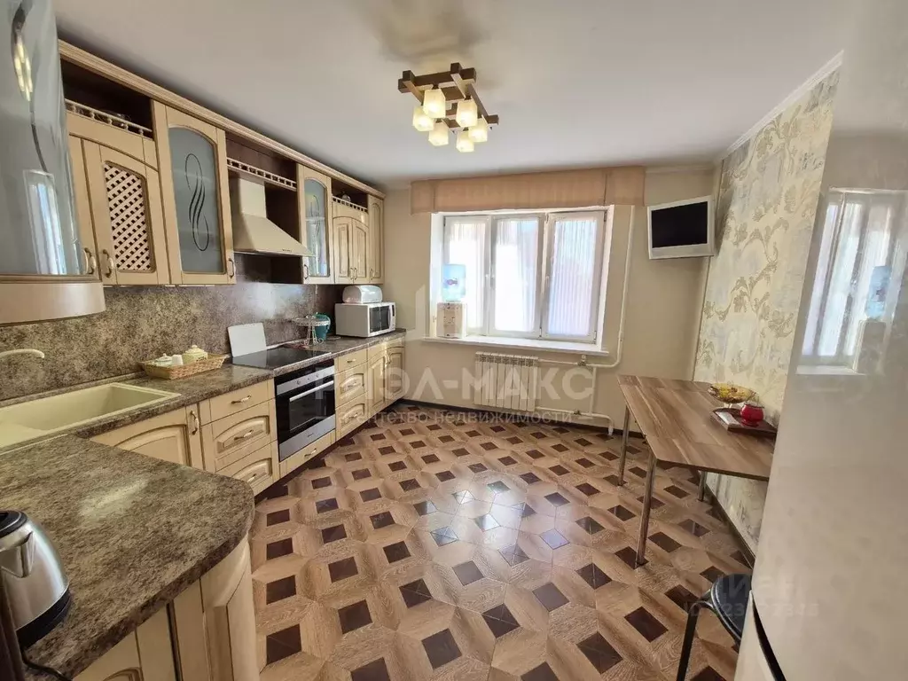 2-к кв. Брянская область, Брянск Советская ул., 62 (70.0 м) - Фото 1