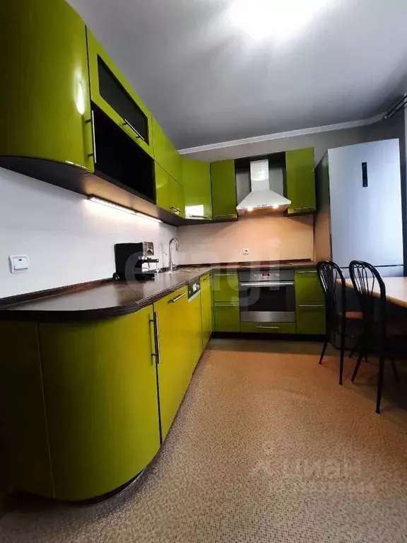 2-к кв. Тюменская область, Тюмень ул. Пермякова, 68 (56.6 м) - Фото 1