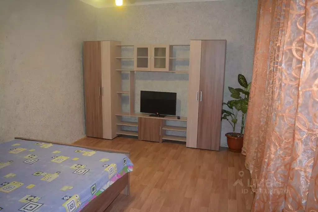 Дом в Крым, Евпатория просп. Ленина, 12 (60 м) - Фото 1