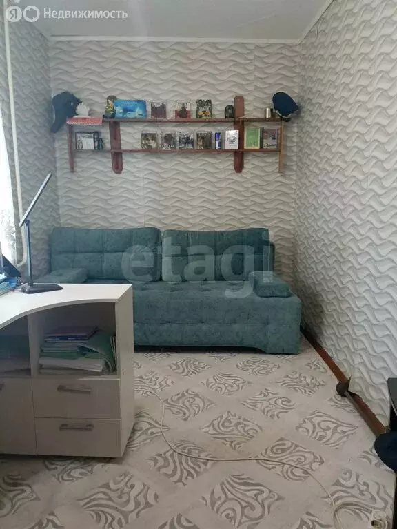 3-комнатная квартира: Увельский, улица Фурманова, 2А (53.6 м) - Фото 0