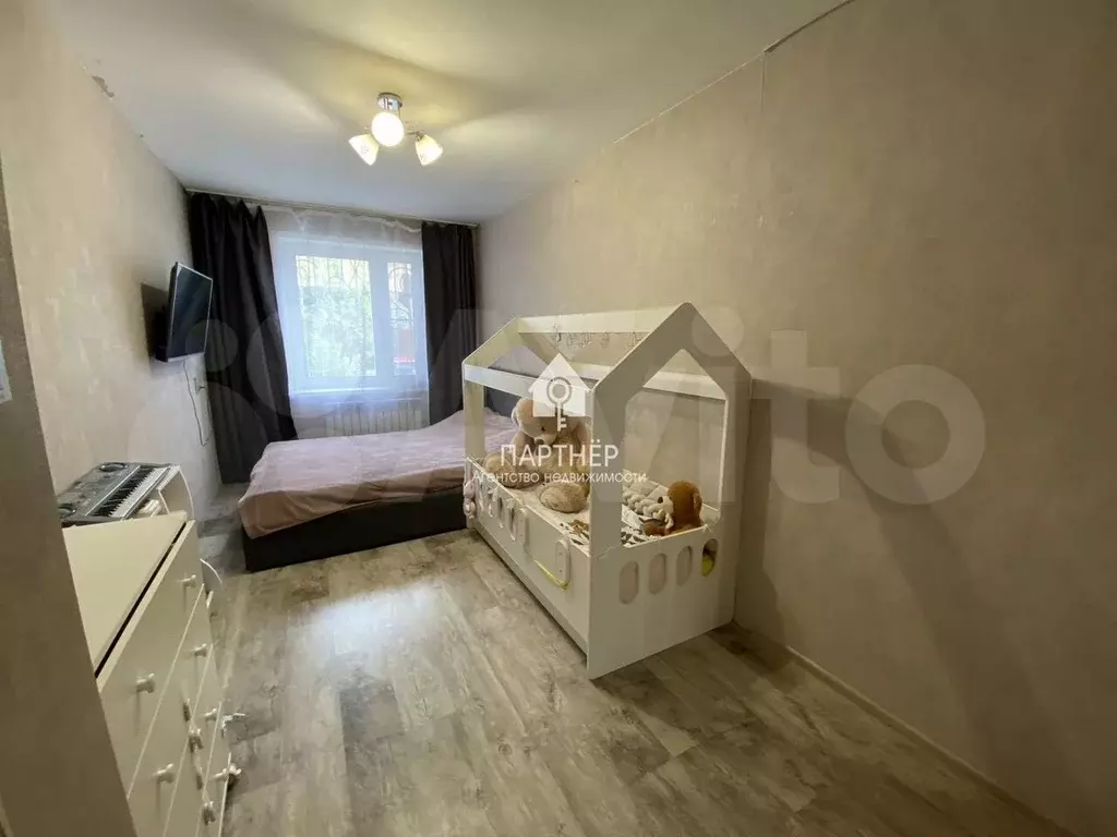1-к. квартира, 28,3 м, 1/3 эт. - Фото 0