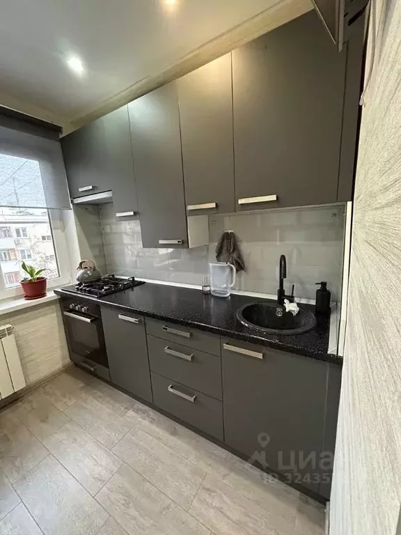 1-к кв. Нижегородская область, Нижний Новгород просп. Бусыгина, 30 ... - Фото 0