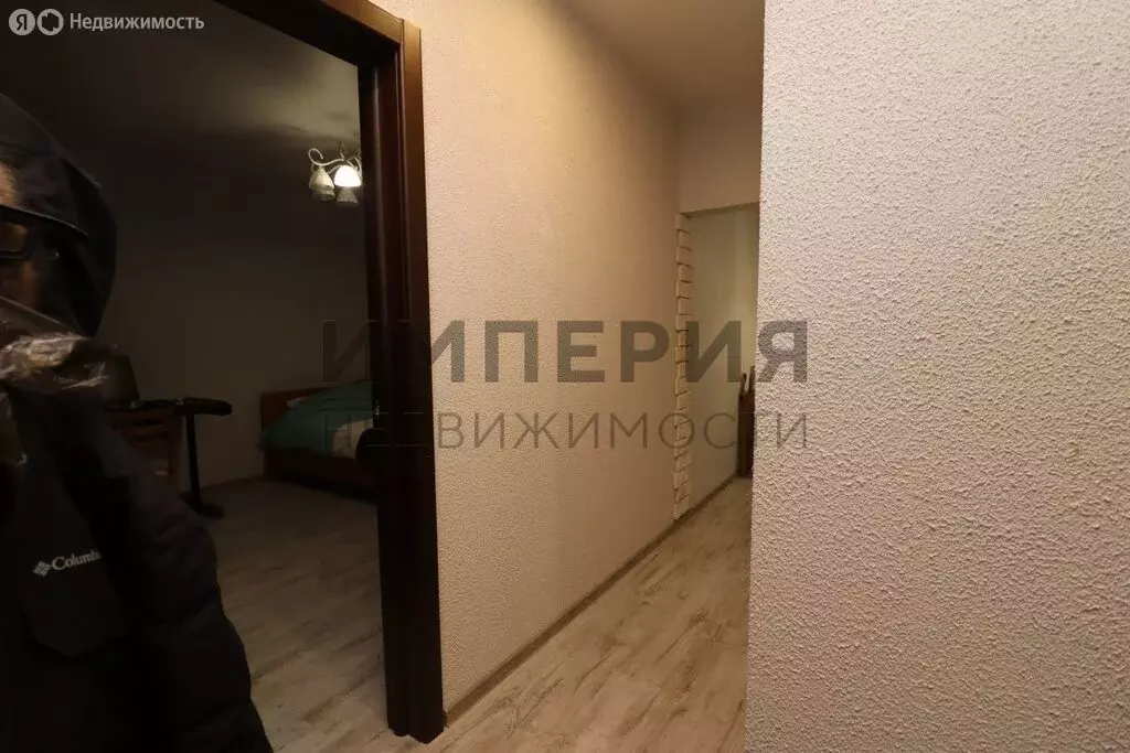 1-комнатная квартира: Магадан, улица Берзина, 4к1 (38.3 м) - Фото 1