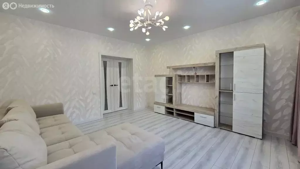 2-комнатная квартира: Тамбов, Мичуринская улица, 213В (65.4 м) - Фото 0