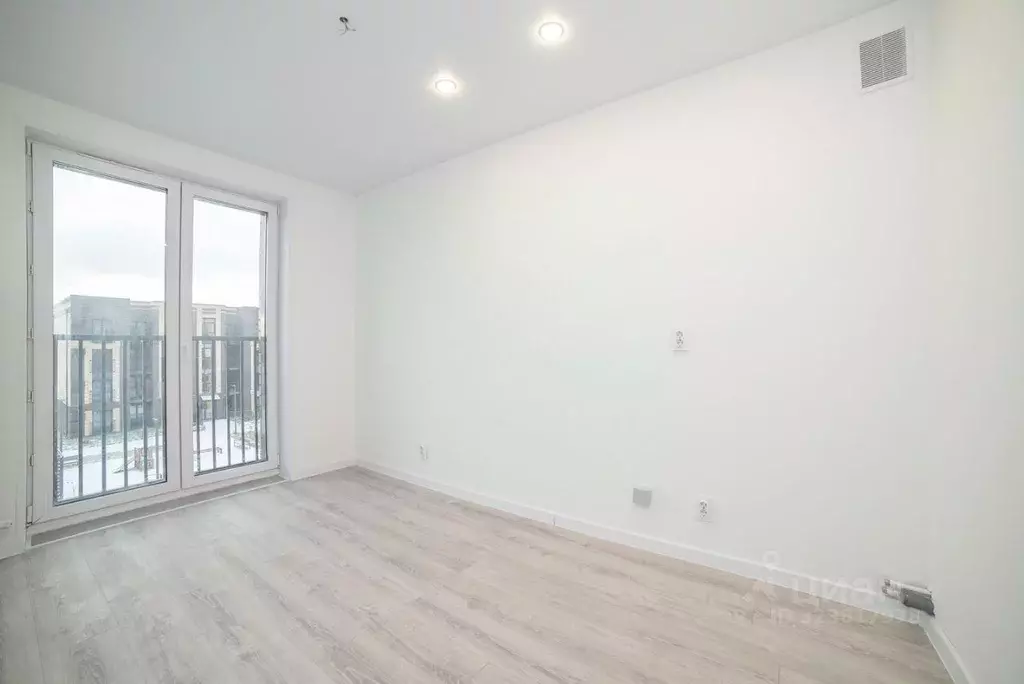 1-к кв. Свердловская область, Екатеринбург ул. Амундсена, 165 (32.6 м) - Фото 1