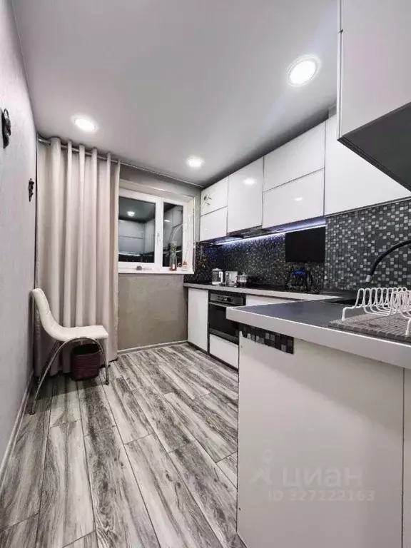 3-к кв. Мурманская область, Мурманск ул. Мира, 21 (60.2 м) - Фото 1