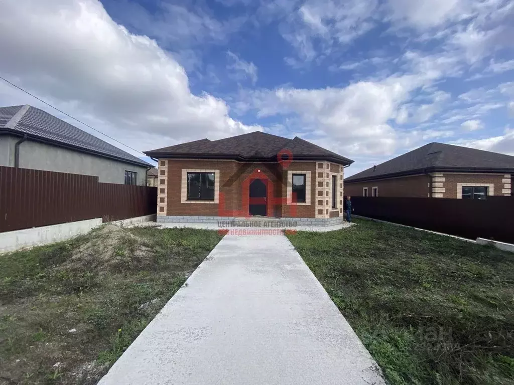 Дом в Ставропольский край, Ессентуки ул. Имени Григория Атаманчука ... - Фото 2