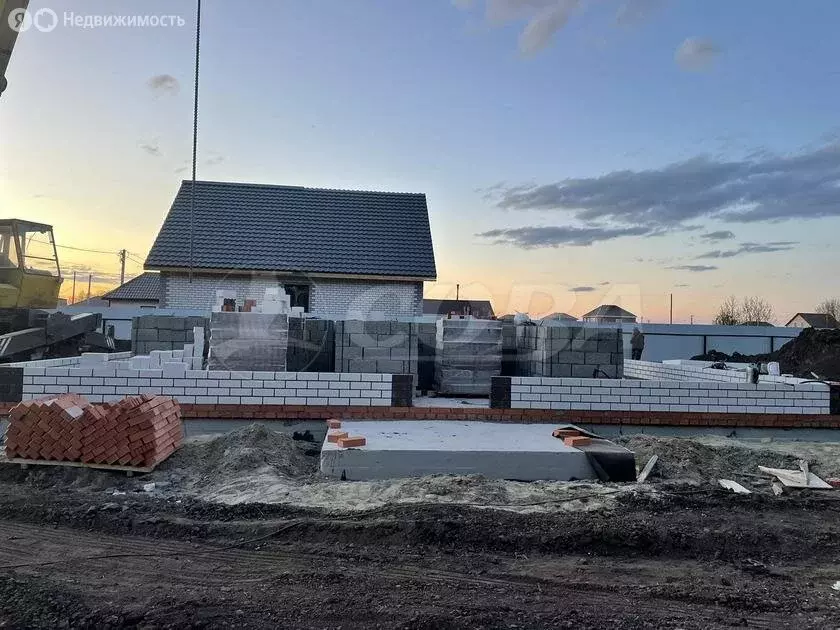 Дом в Тюменский район, деревня Ушакова (100 м) - Фото 0