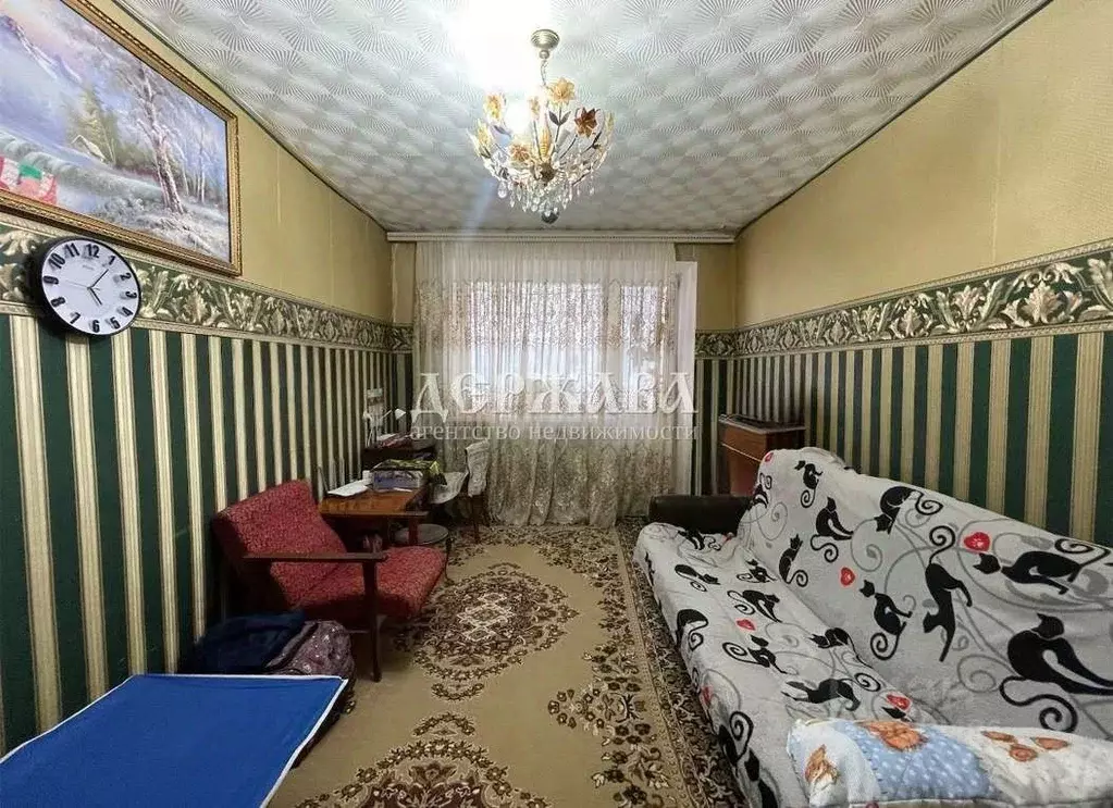 2-к кв. Белгородская область, Губкин ул. Белинского, 8А (38.2 м) - Фото 0