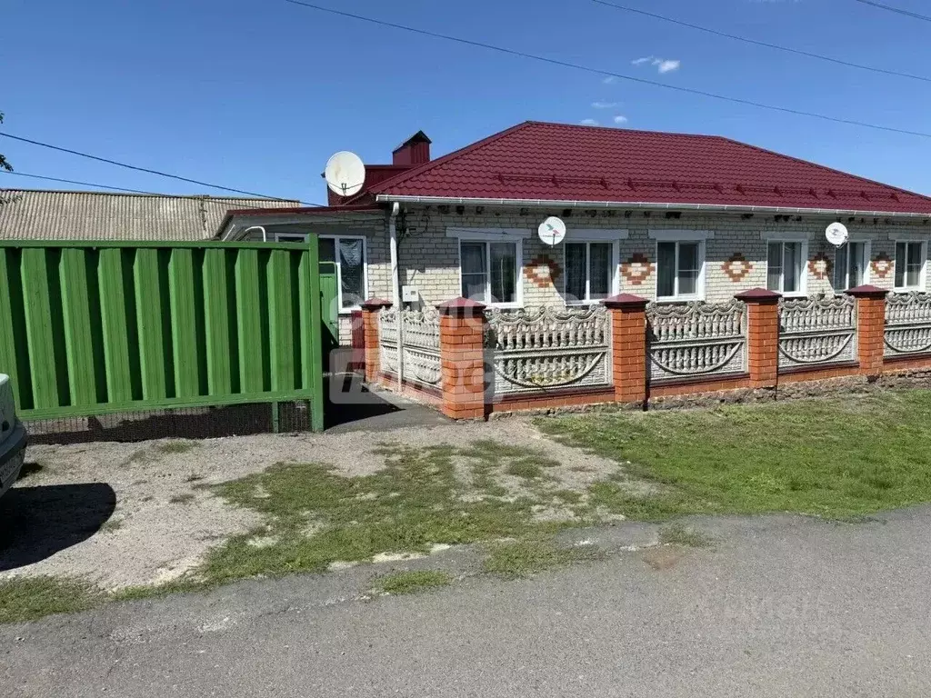 Дом в Курская область, Щигровский район, Защитенский сельсовет, с. ... - Фото 2