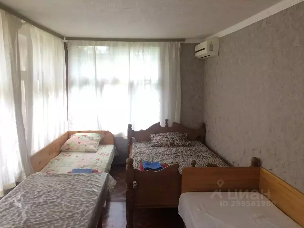 Дом в Краснодарский край, Сириус пгт ул. Луговая, 10 (15 м) - Фото 0