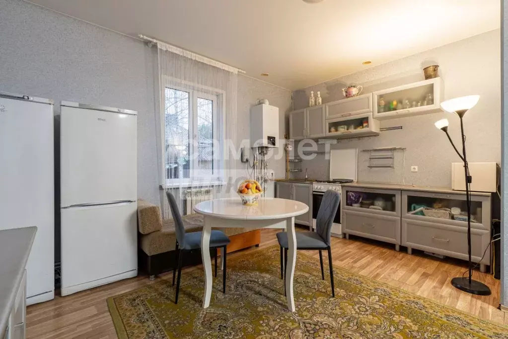 Дом в Татарстан, Лаишевский район, Орловское с/пос, д. Орел ул. ... - Фото 1