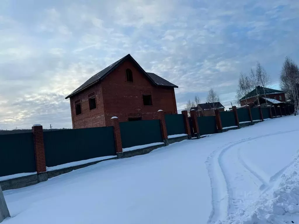 Коттедж в Кемеровская область, Новокузнецк пер. Садопарковый, 4 (229 ... - Фото 0