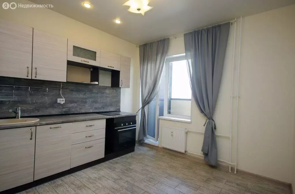 1-комнатная квартира: Гатчина, Пушкинское шоссе, 13к4 (38.6 м) - Фото 1