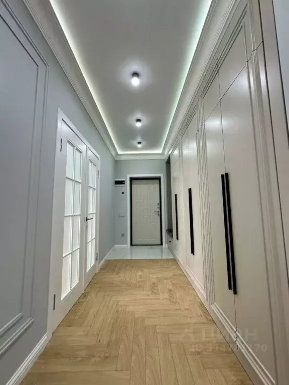 2-к кв. Дагестан, Махачкала ул. Бейбулатова, 15Ак1 (89.0 м) - Фото 0