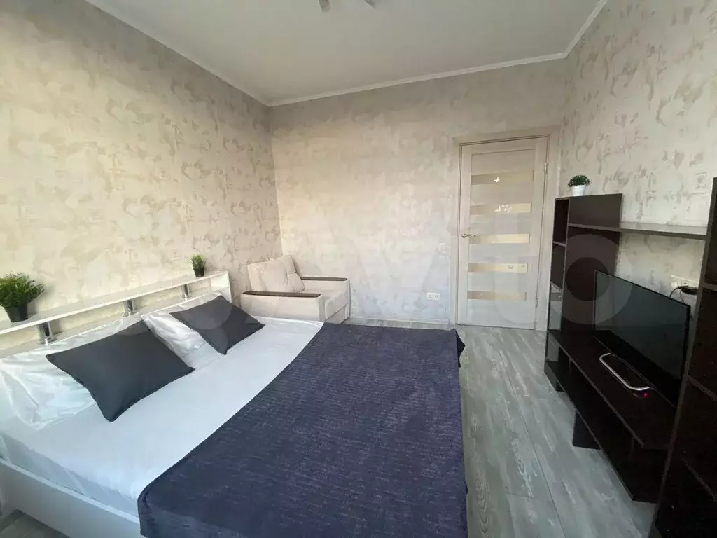Комната 20 м в 2-к., 10/30 эт. - Фото 1