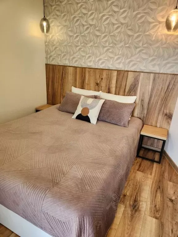 2-к кв. Омская область, Омск Кемеровская ул., 8А (40.0 м) - Фото 1