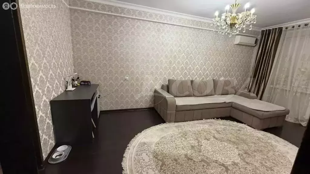 2-комнатная квартира: Махачкала, улица Героев Дагестана, 16 (57 м) - Фото 1