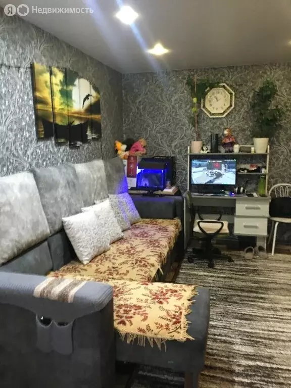 3-комнатная квартира: Новоалтайск, улица Космонавтов, 8 (54 м) - Фото 2