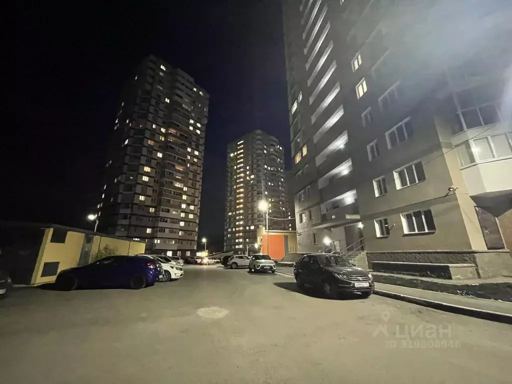 1-к кв. Башкортостан, Уфа ул. Шмидта, 160/1 (46.0 м) - Фото 1
