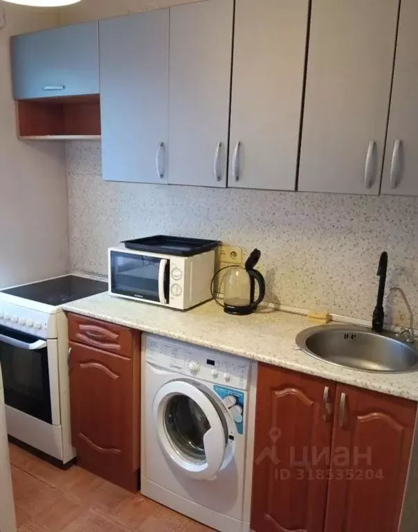 1-к кв. Кемеровская область, Кемерово просп. Ленина, 106 (32.0 м) - Фото 0