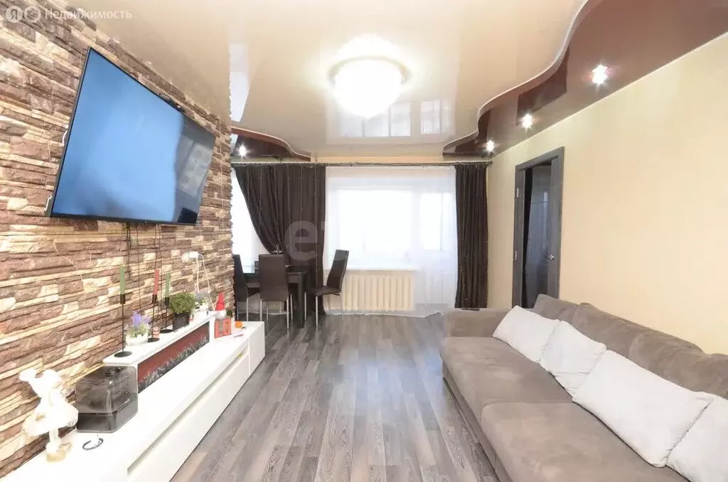 2-комнатная квартира: Ялуторовск, улица Ленина, 58 (41 м) - Фото 1