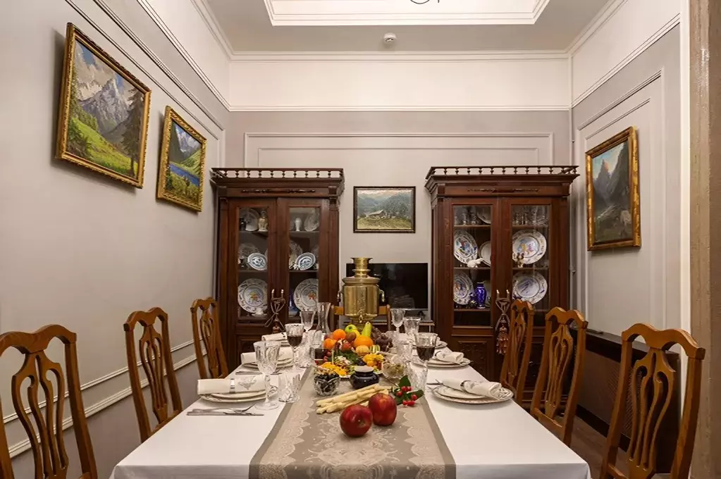 Дом в Краснодарский край, Сочи Центральный мкр, ул. Приморская, 4 (200 ... - Фото 1