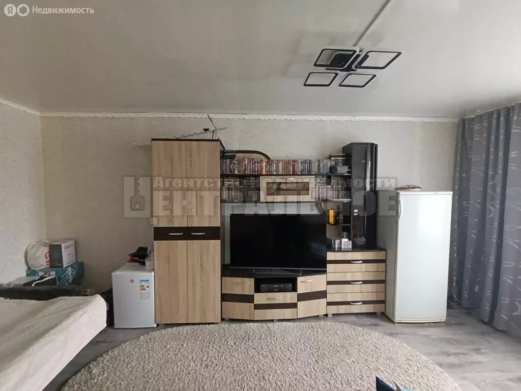 Дом в Смоленский муниципальный округ, деревня Ковалевка, Центральная ... - Фото 1