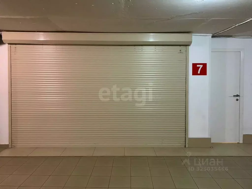 Гараж в Краснодарский край, Геленджик ул. Нахимова, 9 (25 м) - Фото 1