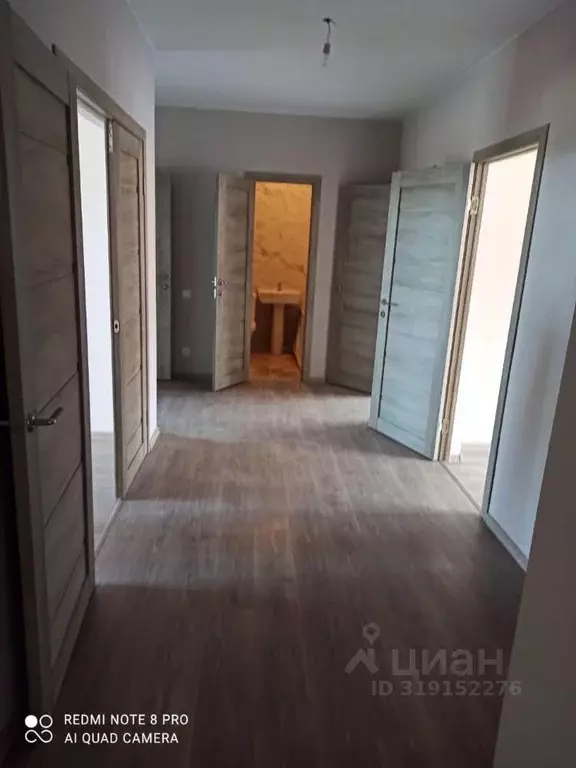 3-к кв. Северная Осетия, Владикавказ ул. Курсантов-Кировцев, 27 (90.0 ... - Фото 0