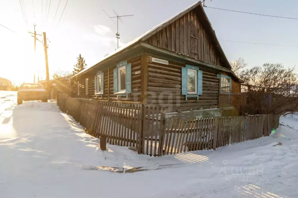 Дом в Красноярский край, Красноярск ул. Молодогвардейцев, 19 (39 м) - Фото 1