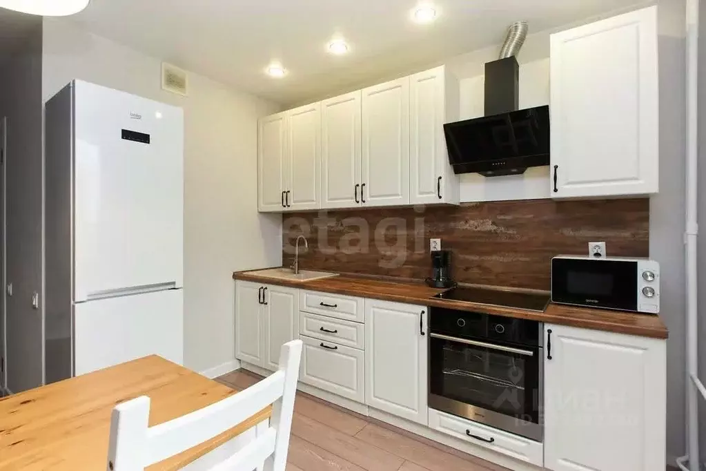 1-к кв. Тюменская область, Тюмень Антипино мкр, ул. Буденного, 1Ак1 ... - Фото 1